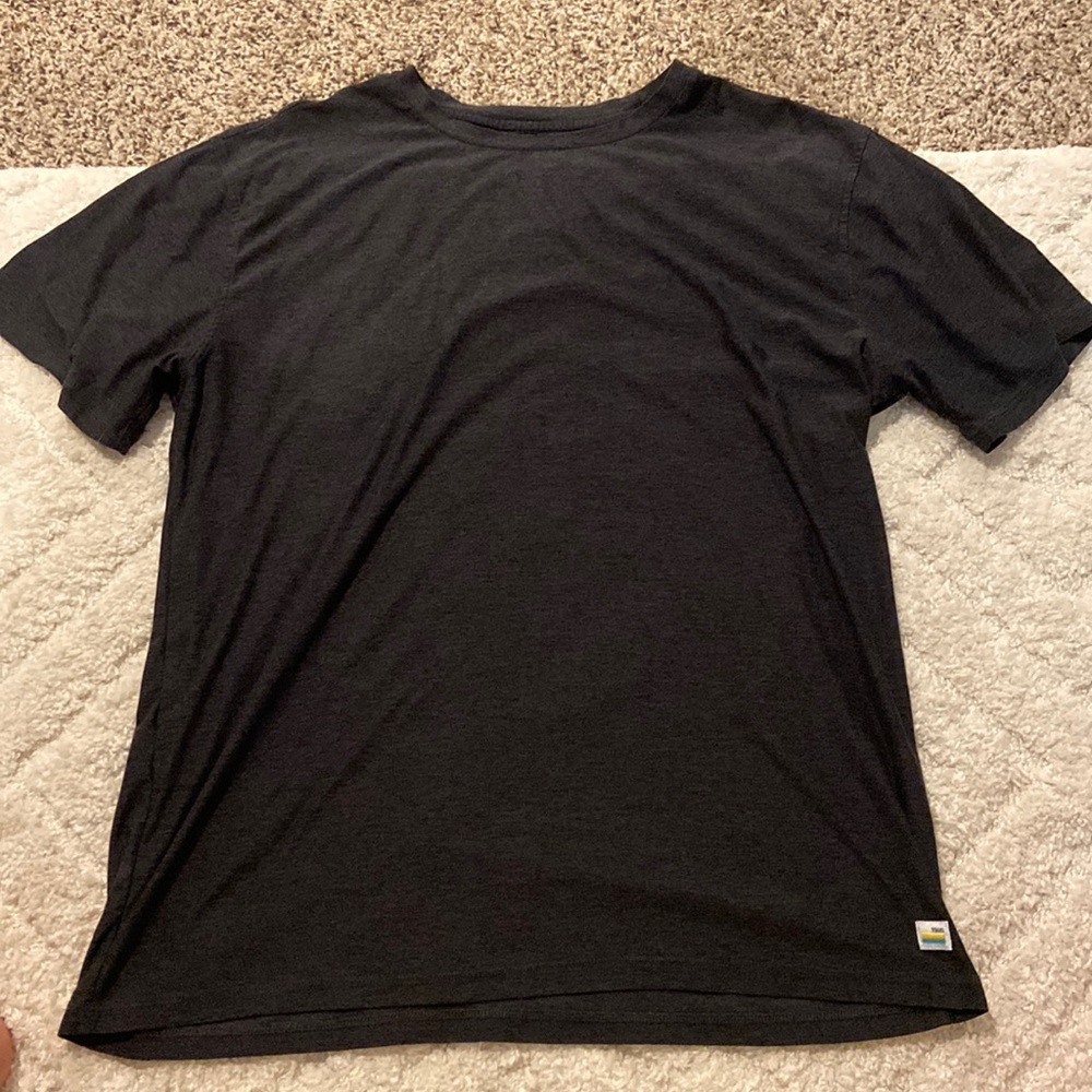 Vouri tee
